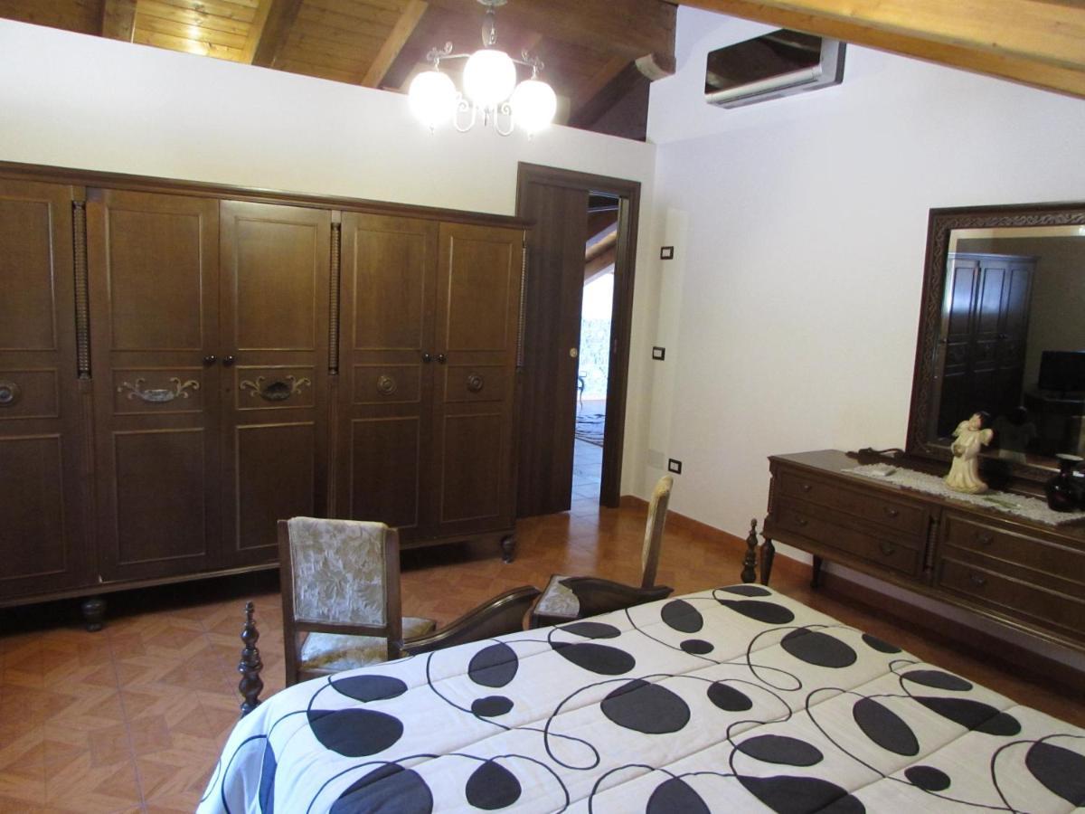 Antico Palazzo Bed & Breakfast จีอาร์ดีนี นักซอส ภายนอก รูปภาพ