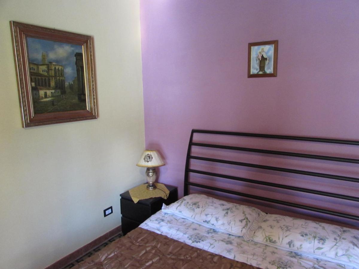 Antico Palazzo Bed & Breakfast จีอาร์ดีนี นักซอส ภายนอก รูปภาพ