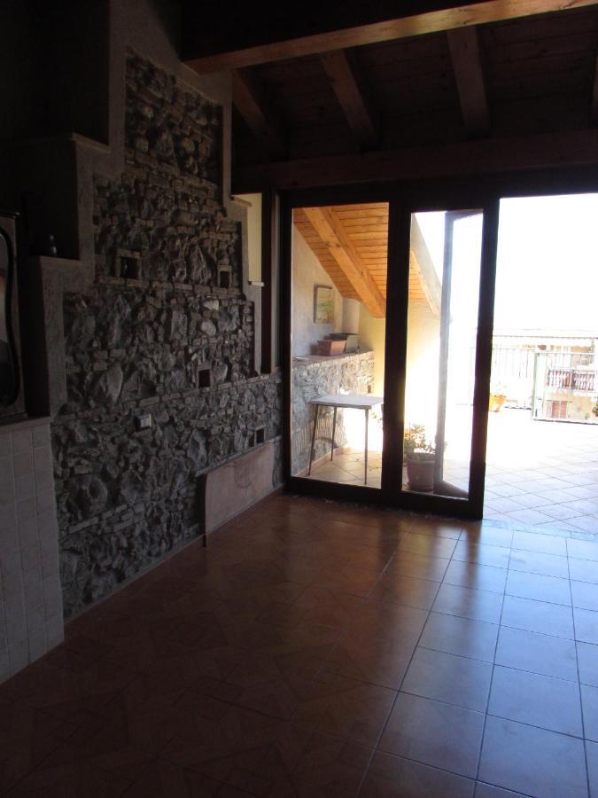 Antico Palazzo Bed & Breakfast จีอาร์ดีนี นักซอส ภายนอก รูปภาพ