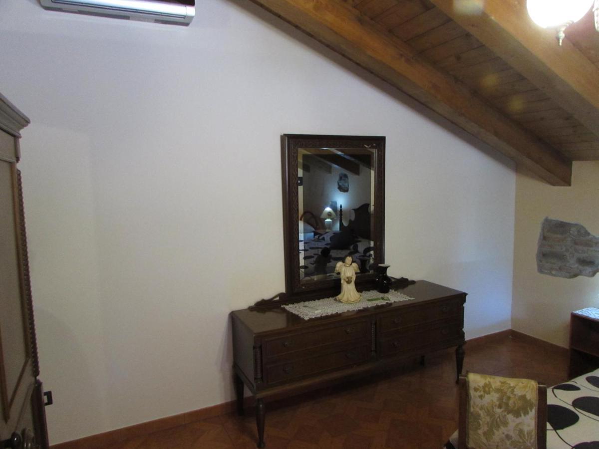 Antico Palazzo Bed & Breakfast จีอาร์ดีนี นักซอส ภายนอก รูปภาพ