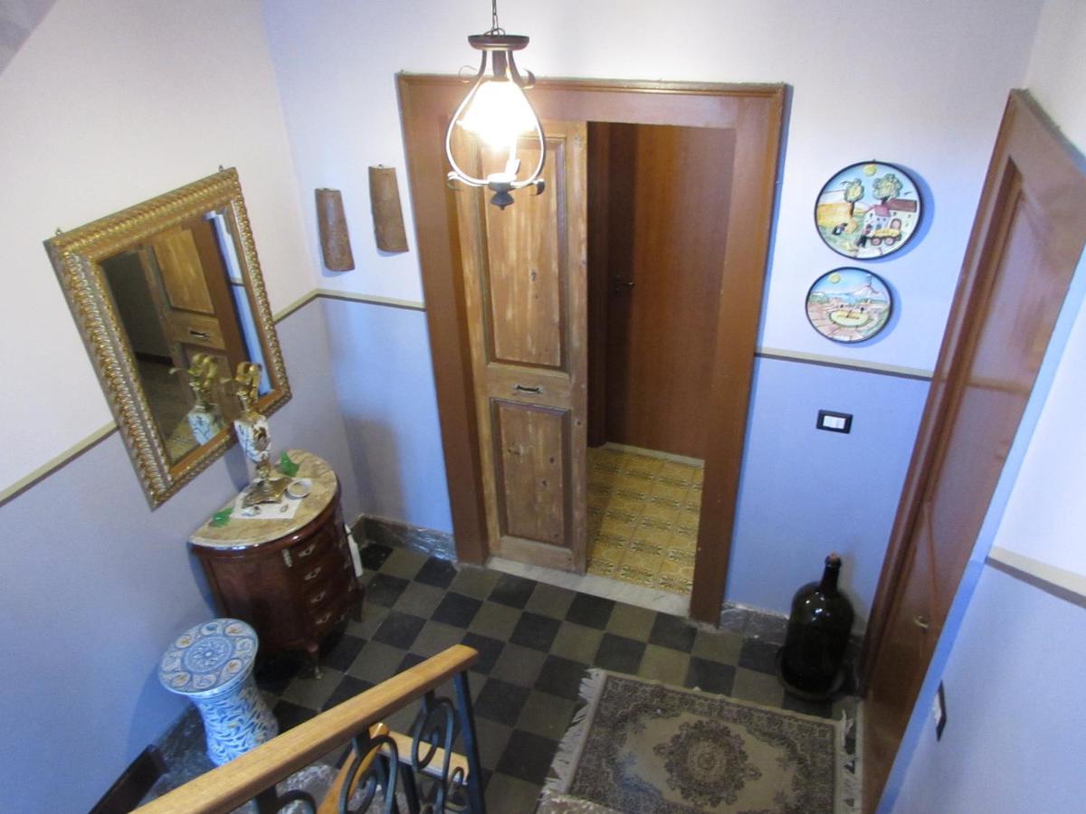 Antico Palazzo Bed & Breakfast จีอาร์ดีนี นักซอส ภายนอก รูปภาพ